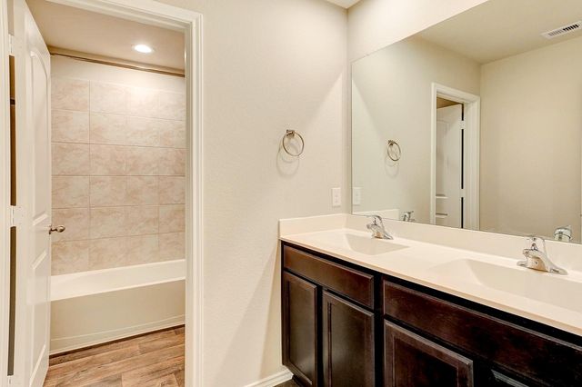 13845 Rock Island Trail, Conroe, TX 77384
