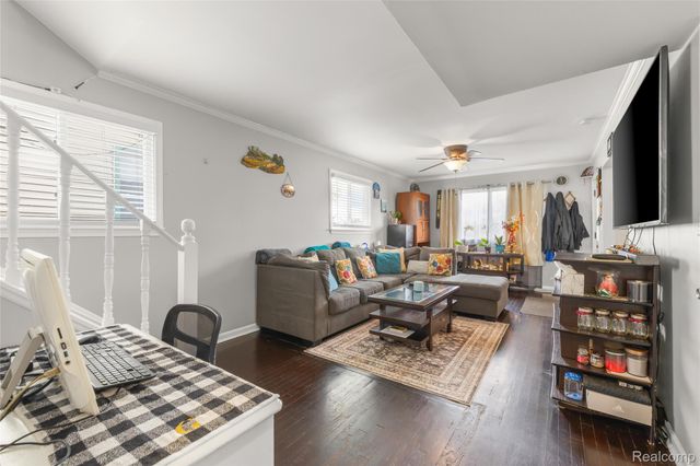 2378 River Drive, Lincoln Park, MI 48146