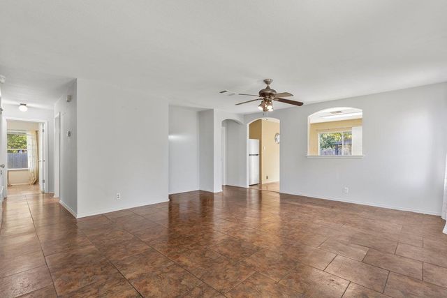 101 Presidio DR, Leander, TX 78641