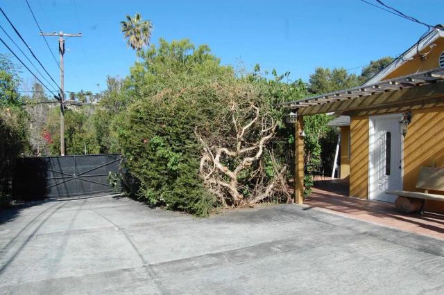 736 Mar Vista Drive, Vista, CA 92081