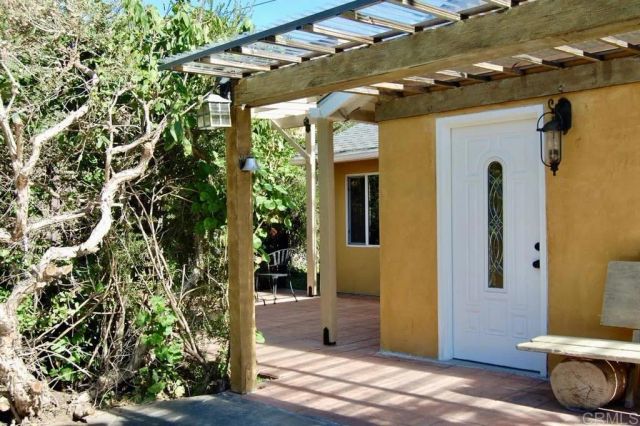 736 Mar Vista Drive, Vista, CA 92081