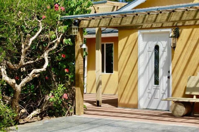 736 Mar Vista Drive, Vista, CA 92081