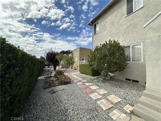 1111 Alhambra Rd, Alhambra, CA 91801