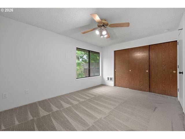 9070 Sw 130TH Ave, Beaverton, OR 97008