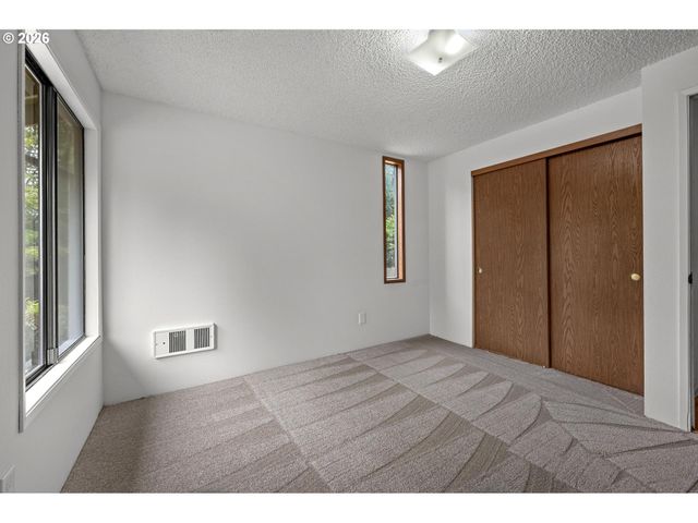 9070 Sw 130TH Ave, Beaverton, OR 97008