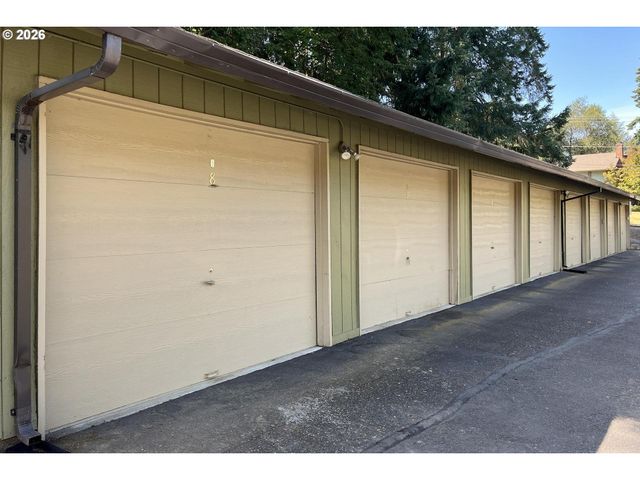 9070 Sw 130TH Ave, Beaverton, OR 97008