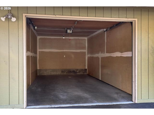 9070 Sw 130TH Ave, Beaverton, OR 97008