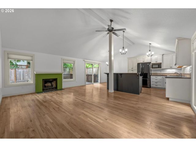 9070 Sw 130TH Ave, Beaverton, OR 97008
