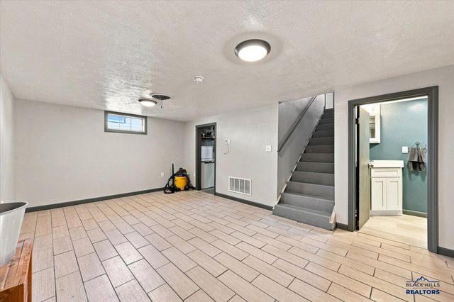320 ST CHARLES, Rapid City, SD 57701