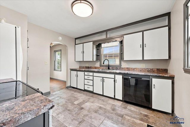 320 ST CHARLES, Rapid City, SD 57701