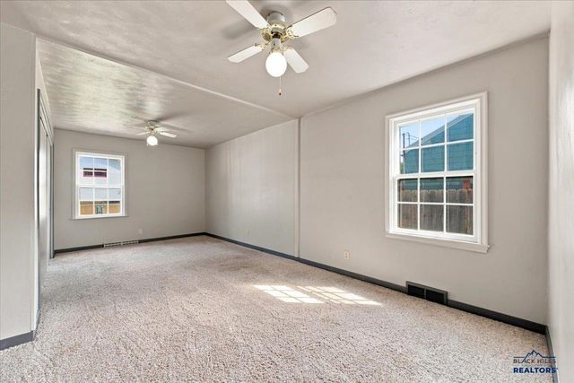 320 ST CHARLES, Rapid City, SD 57701