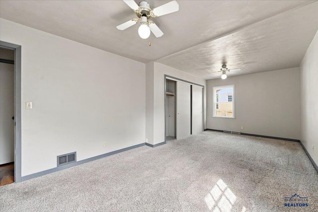 320 ST CHARLES, Rapid City, SD 57701