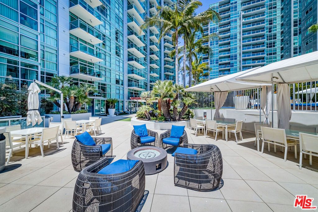 Image 24 of property listing at 13700 Marina Pointe Drive 1018, Marina Del Rey, CA 90292