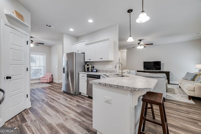 221 Timberlake Drive, Guyton, GA 31312