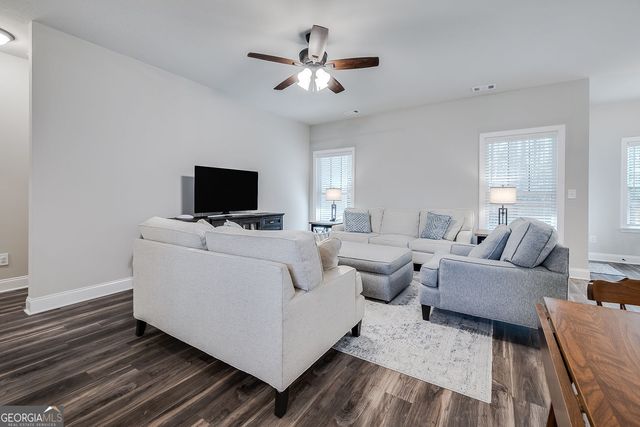 221 Timberlake Drive, Guyton, GA 31312