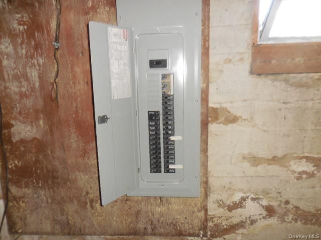 306 Greeley Avenue, Sayville, NY 11782