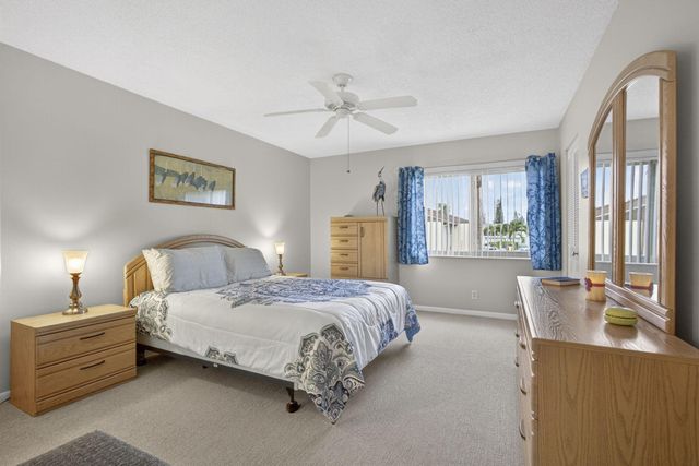 301 Pine Ridge Circle B-2, Greenacres, FL 33463