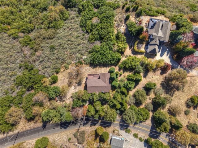 23903 Skyland Drive, Crestline, CA 92325