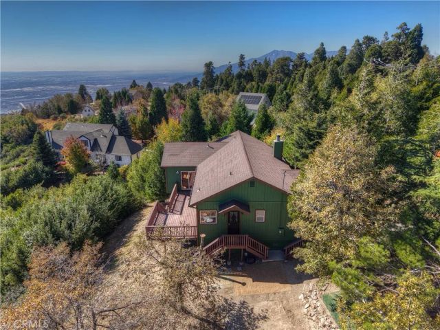 23903 Skyland Drive, Crestline, CA 92325
