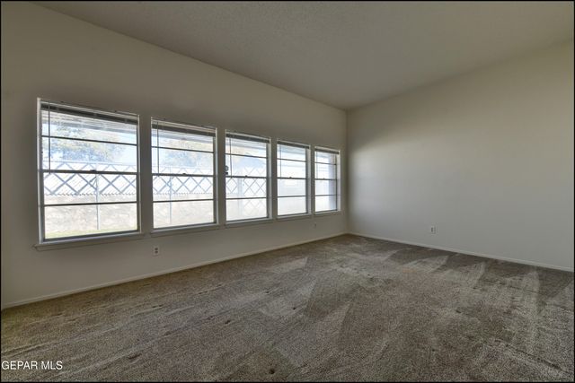 3433 Clearview Lane, El Paso, TX 79904