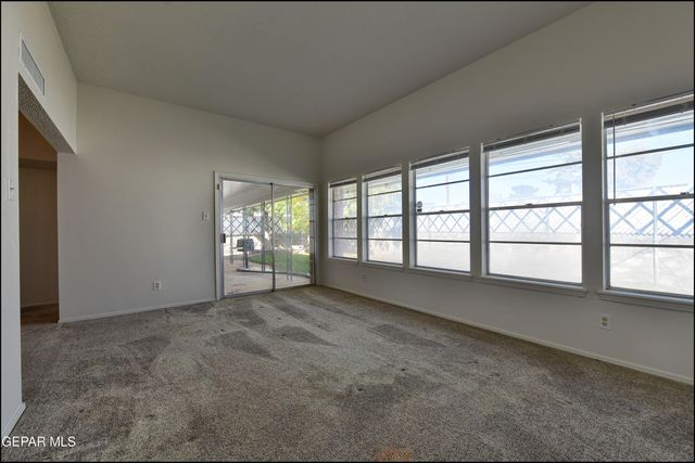 3433 Clearview Lane, El Paso, TX 79904