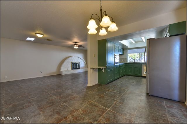 3433 Clearview Lane, El Paso, TX 79904