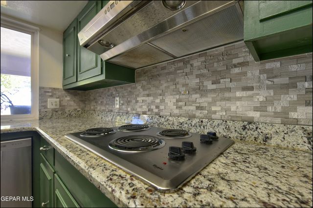 3433 Clearview Lane, El Paso, TX 79904
