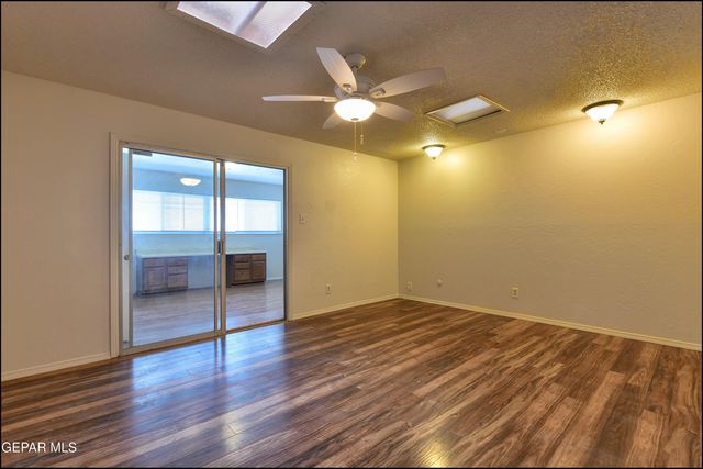 3433 Clearview Lane, El Paso, TX 79904