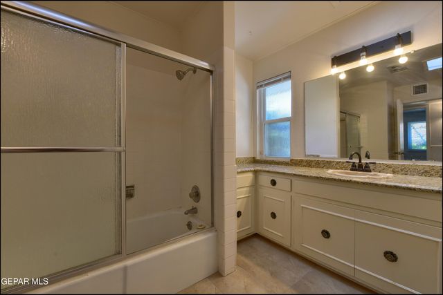 3433 Clearview Lane, El Paso, TX 79904