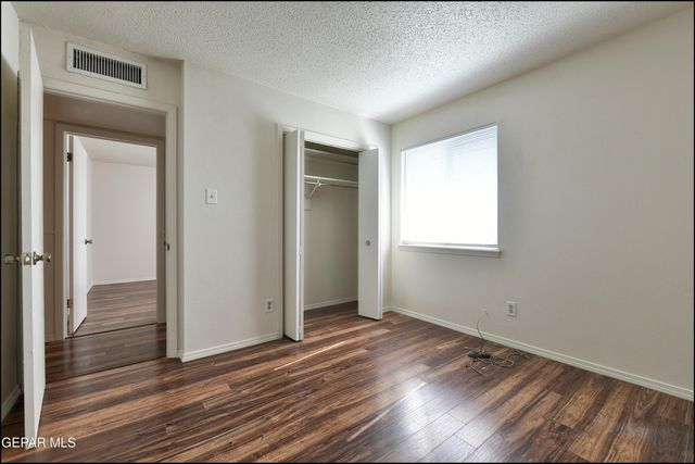 3433 Clearview Lane, El Paso, TX 79904