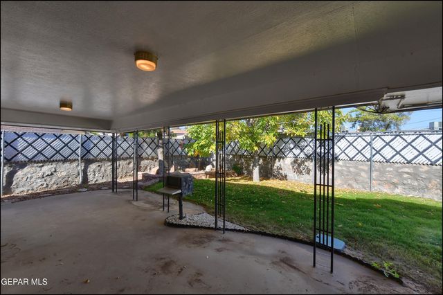 3433 Clearview Lane, El Paso, TX 79904