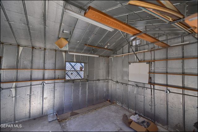 3433 Clearview Lane, El Paso, TX 79904
