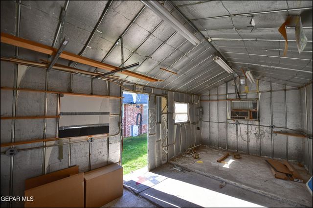3433 Clearview Lane, El Paso, TX 79904