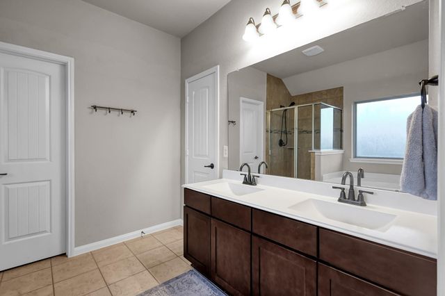 344 Country Crossing Circle, Magnolia, TX 77354