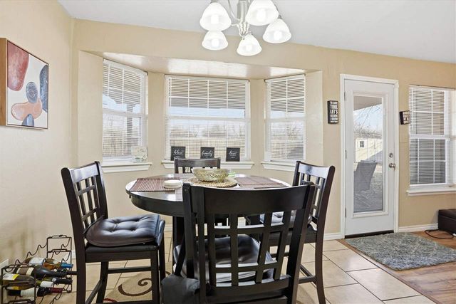 6771 SW Chaucer Dr, Lawton, OK 73505