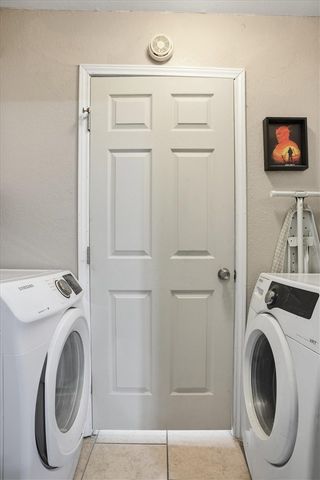 6771 SW Chaucer Dr, Lawton, OK 73505