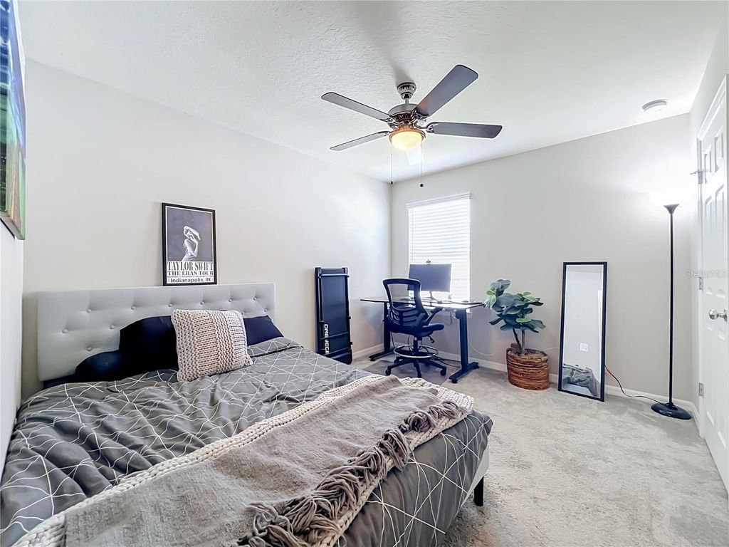 Image 38 of property listing at 3743 PLAINVIEW DRIVE, Orlando, FL 32824