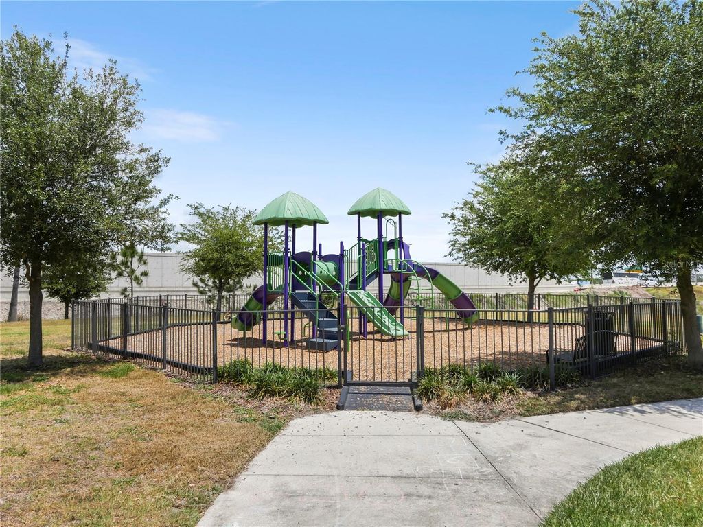 Image 62 of property listing at 3743 PLAINVIEW DRIVE, Orlando, FL 32824