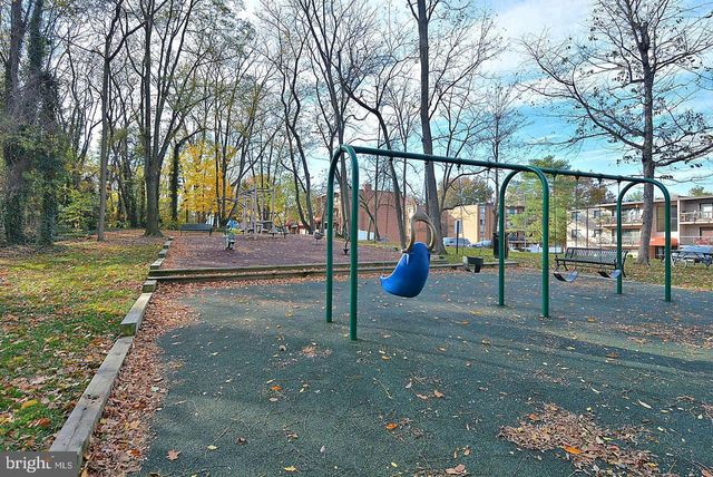 3314 S 28TH ST #304, Alexandria, VA 22302