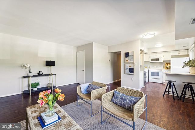 3314 S 28TH ST #304, Alexandria, VA 22302