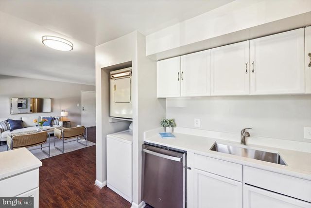 3314 S 28TH ST #304, Alexandria, VA 22302