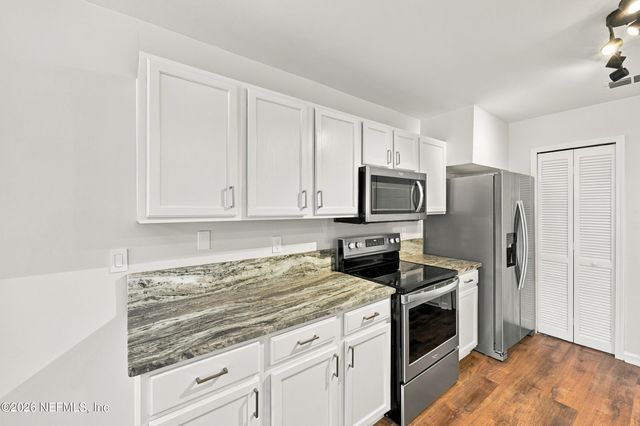 3622 CAROLINE VALE Boulevard, Jacksonville, FL 32277