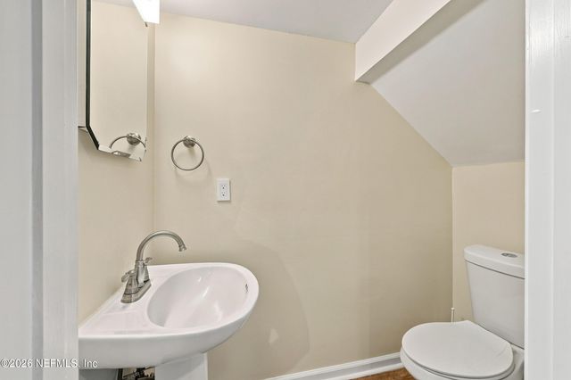 3622 CAROLINE VALE Boulevard, Jacksonville, FL 32277