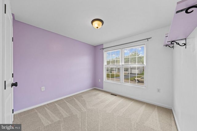 144 FREIGHT CAR CIR, Bunker Hill, WV 25413