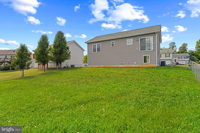 144 FREIGHT CAR CIR, Bunker Hill, WV 25413