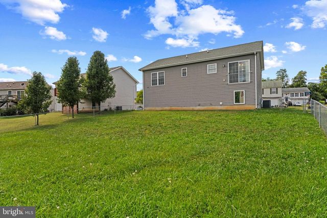 144 FREIGHT CAR CIR, Bunker Hill, WV 25413