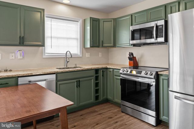 144 FREIGHT CAR CIR, Bunker Hill, WV 25413