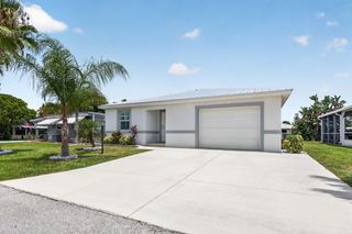 38 Spanish Way, Port St. Lucie, Port St Lucie, FL 34952