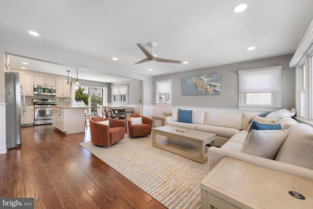 340 KENTFORD AVE, Beach Haven, NJ 08008
