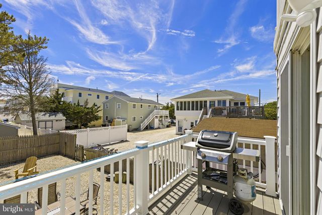 340 KENTFORD AVE, Beach Haven, NJ 08008
